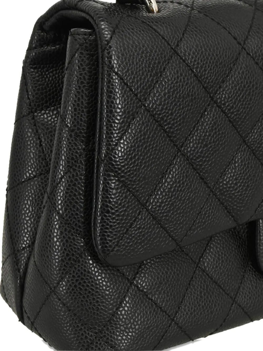 Pre-owned Chanel 2007 Cc Quilted Handbag In Black