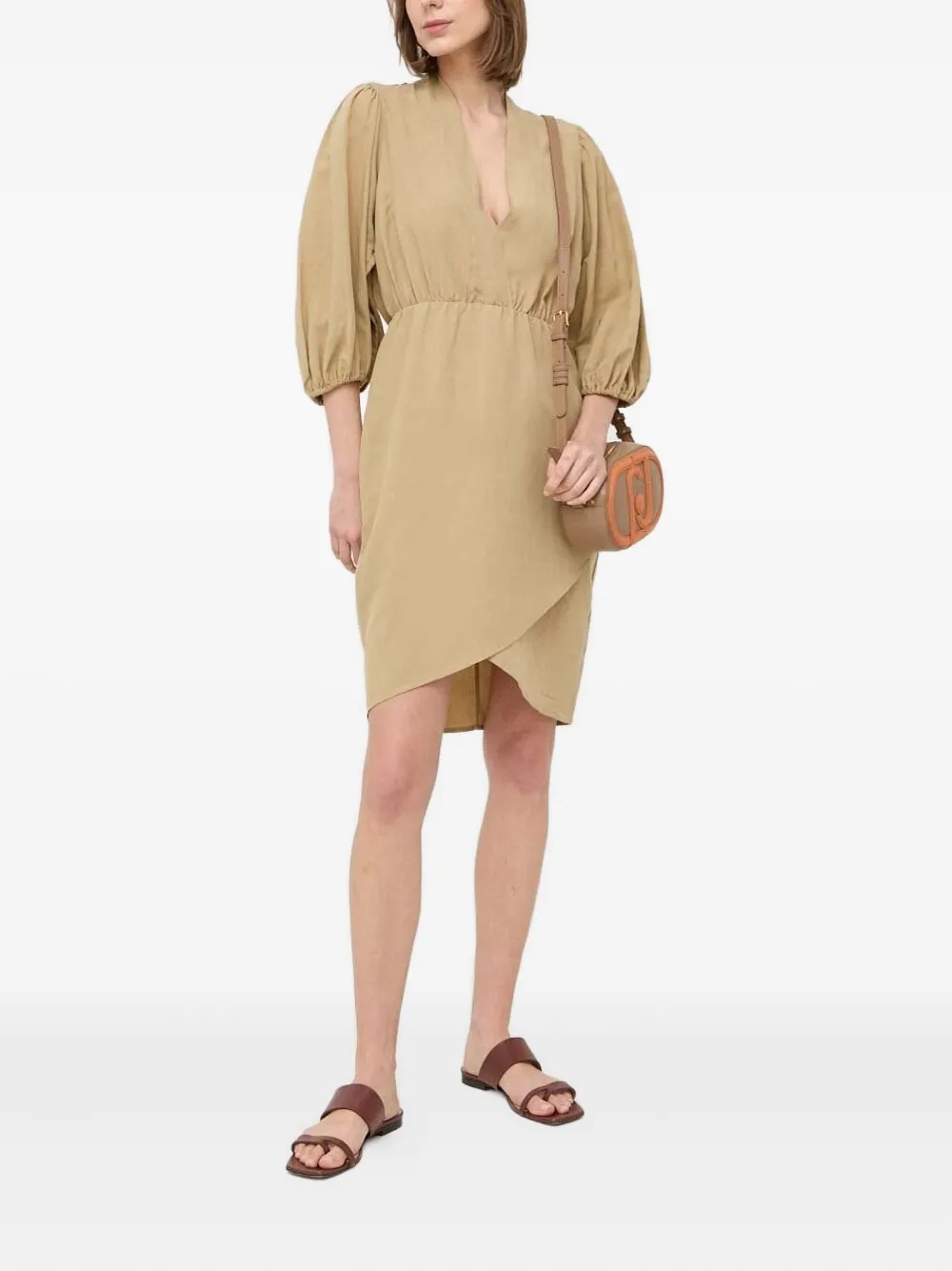 Notes du Nord Jurk met pofmouwen en V-hals Beige