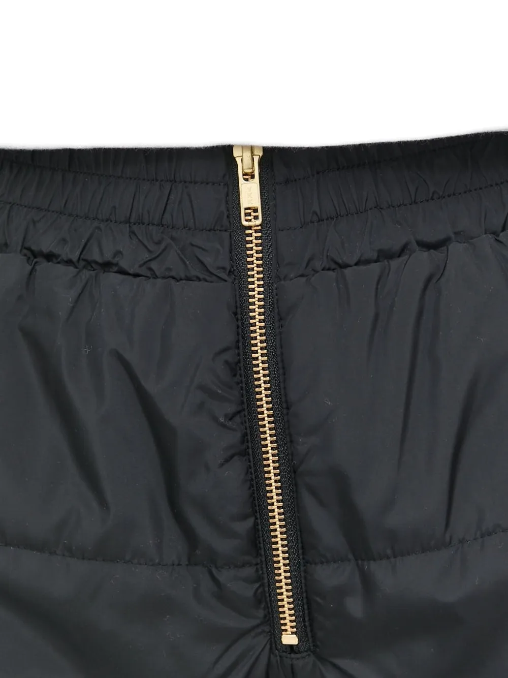 Notes Du Nord Quilted Zip-front Shorts In Black