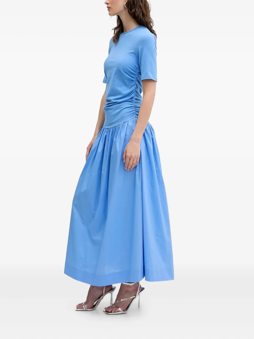 NEVER FULLY DRESSED Grace popeline maxi-jurk met gesmockte taille - Blauw