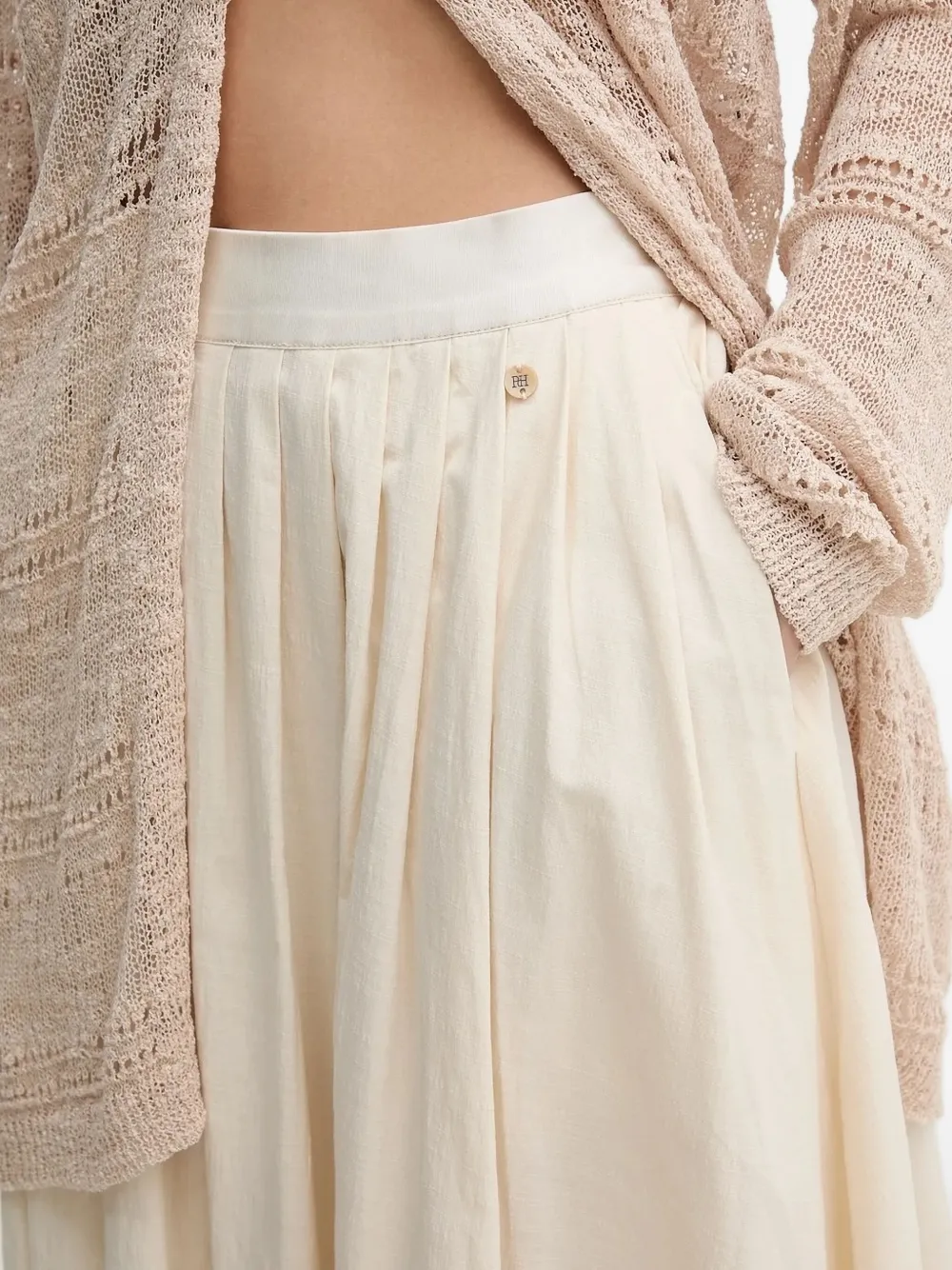  Pedro Del Hierro Pleated Midi Skirt - White 