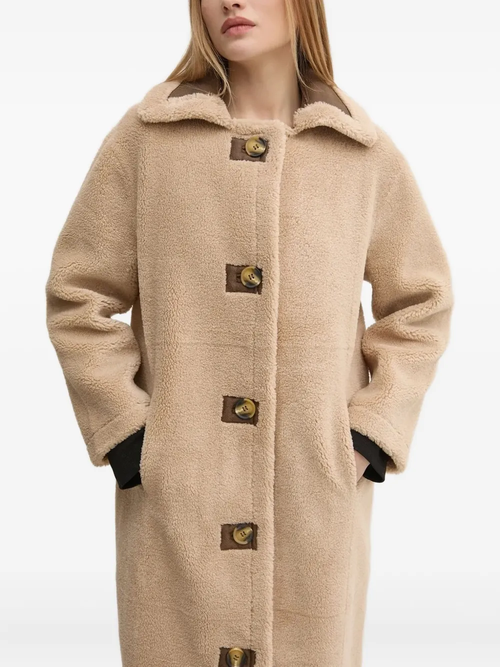Pedro Del Hierro Jas van imitatielamswol met knoopsluiting Beige