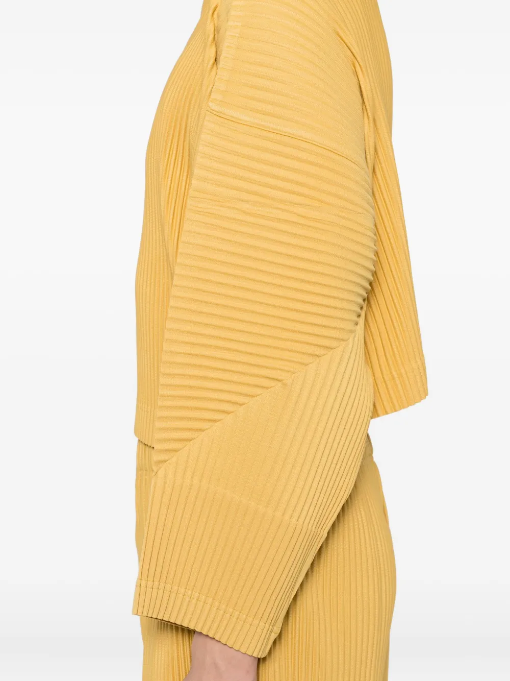 Homme Plissé Issey Miyake MC June geplooid T-shirt Geel