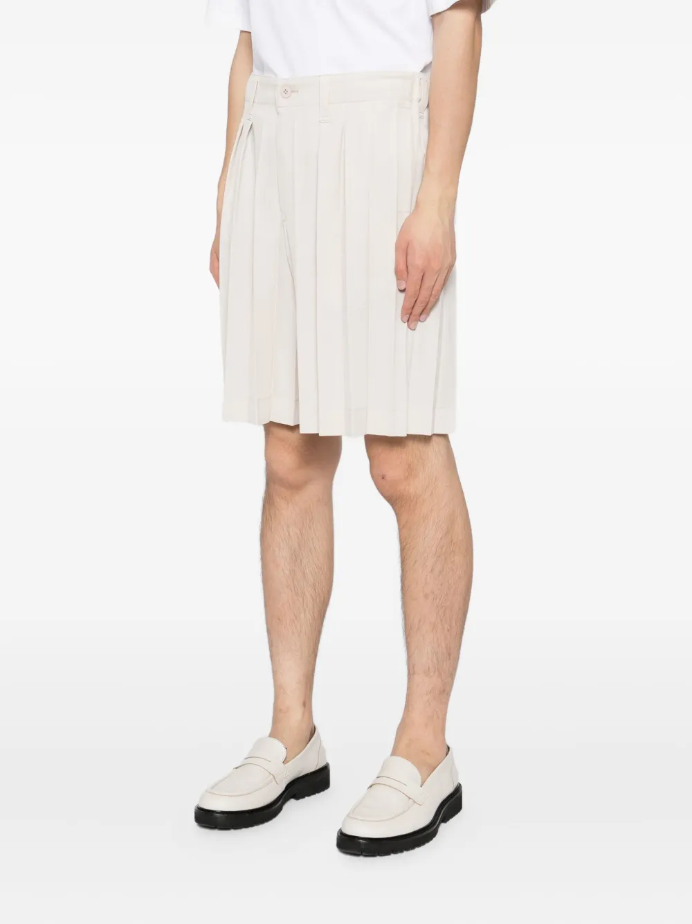 Homme Plissé Issey Miyake Shorts met afwerking Beige