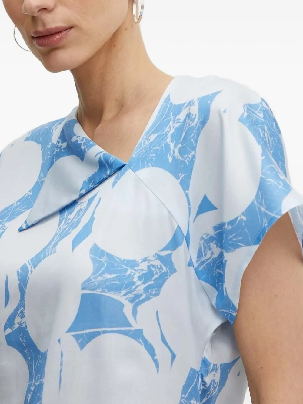 Tiger Of Sweden Abstract-print Short-sleeved Blouse In Blue