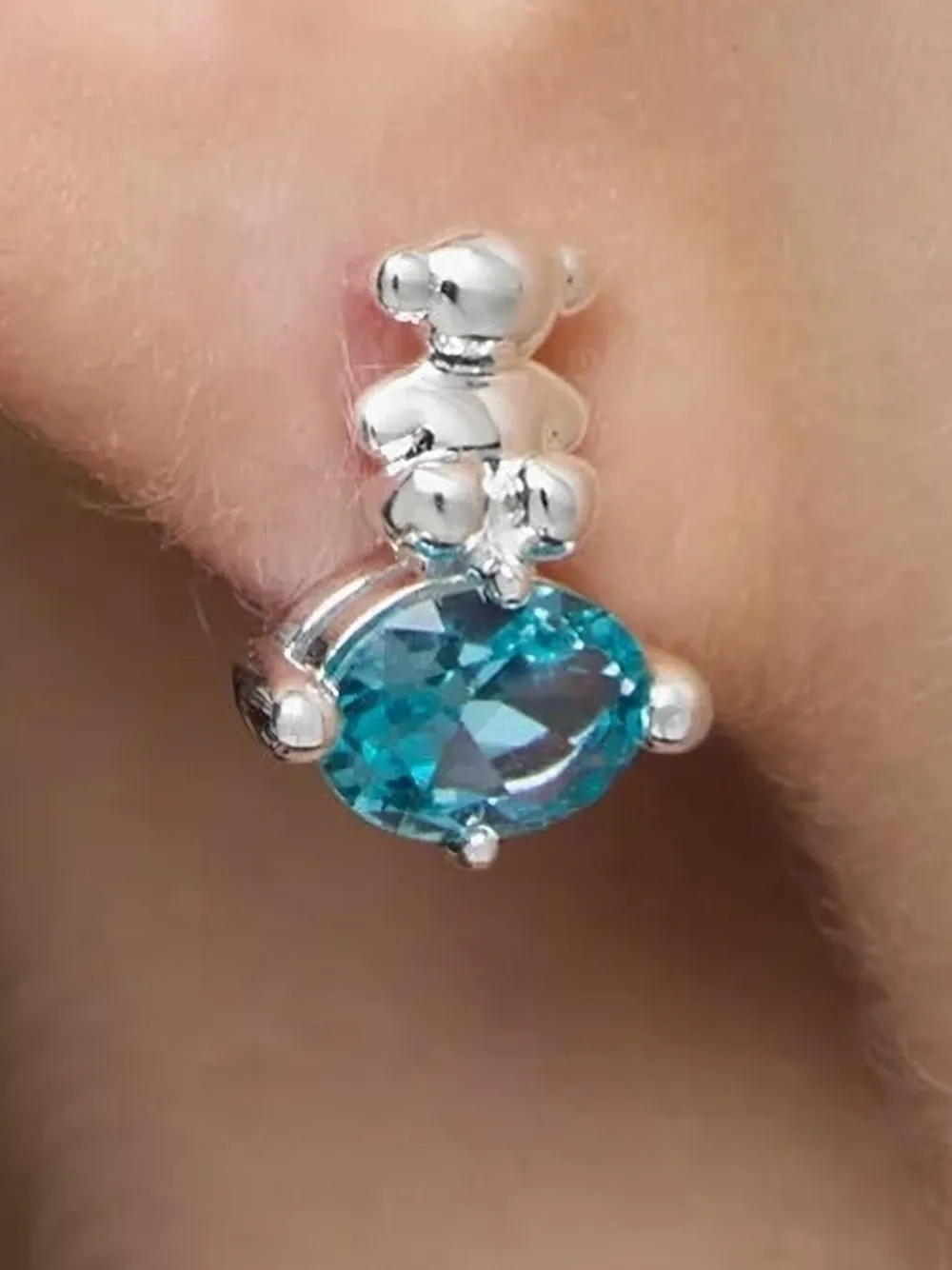 TOUS サファイア ピアス - シルバートーン TOUS サファイア ピアス - シルバートーン