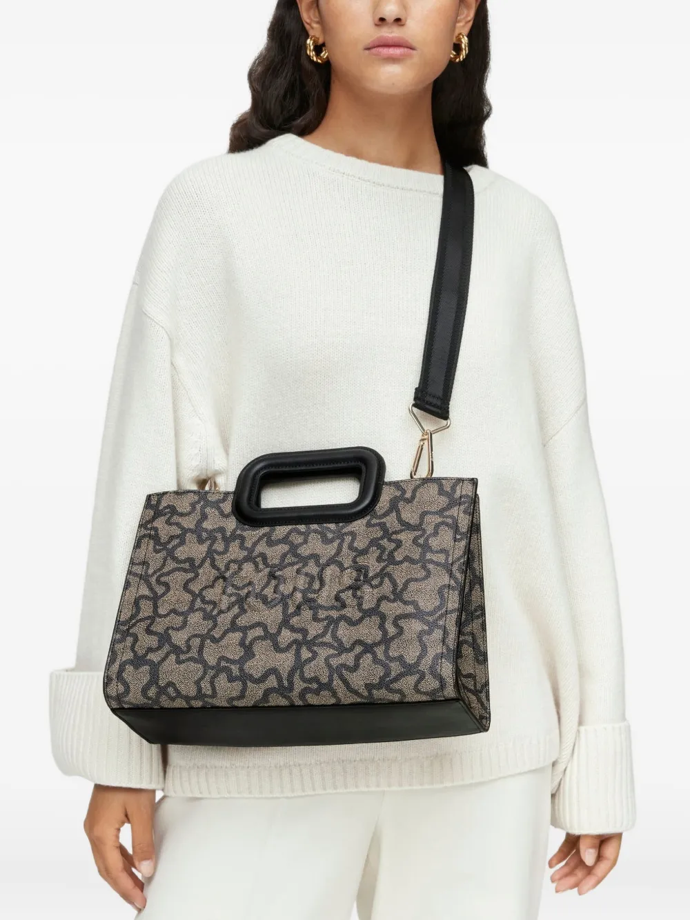 top-handle bear-print tote bag