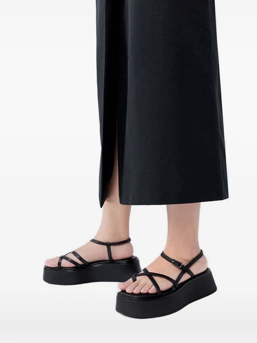 VAGABOND crossover platform sandals Black