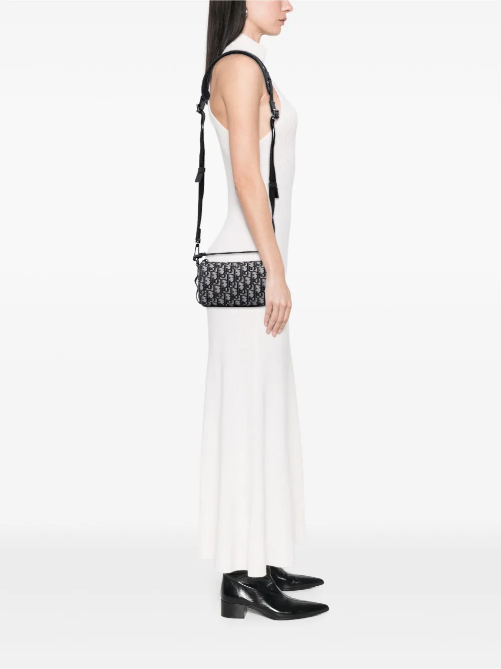 Christian Dior Pre-Owned 2022 Mini Oblique Canvas Roller Messenger Bag satchel | Pre-Owned | Image 2