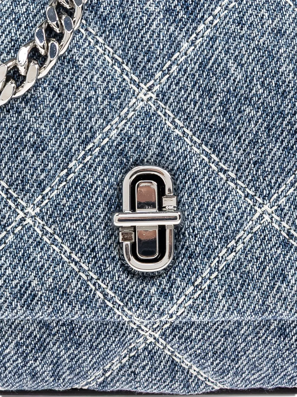 Marc Jacobs Kleine gewatteerde crossbodytas met ketting Blauw