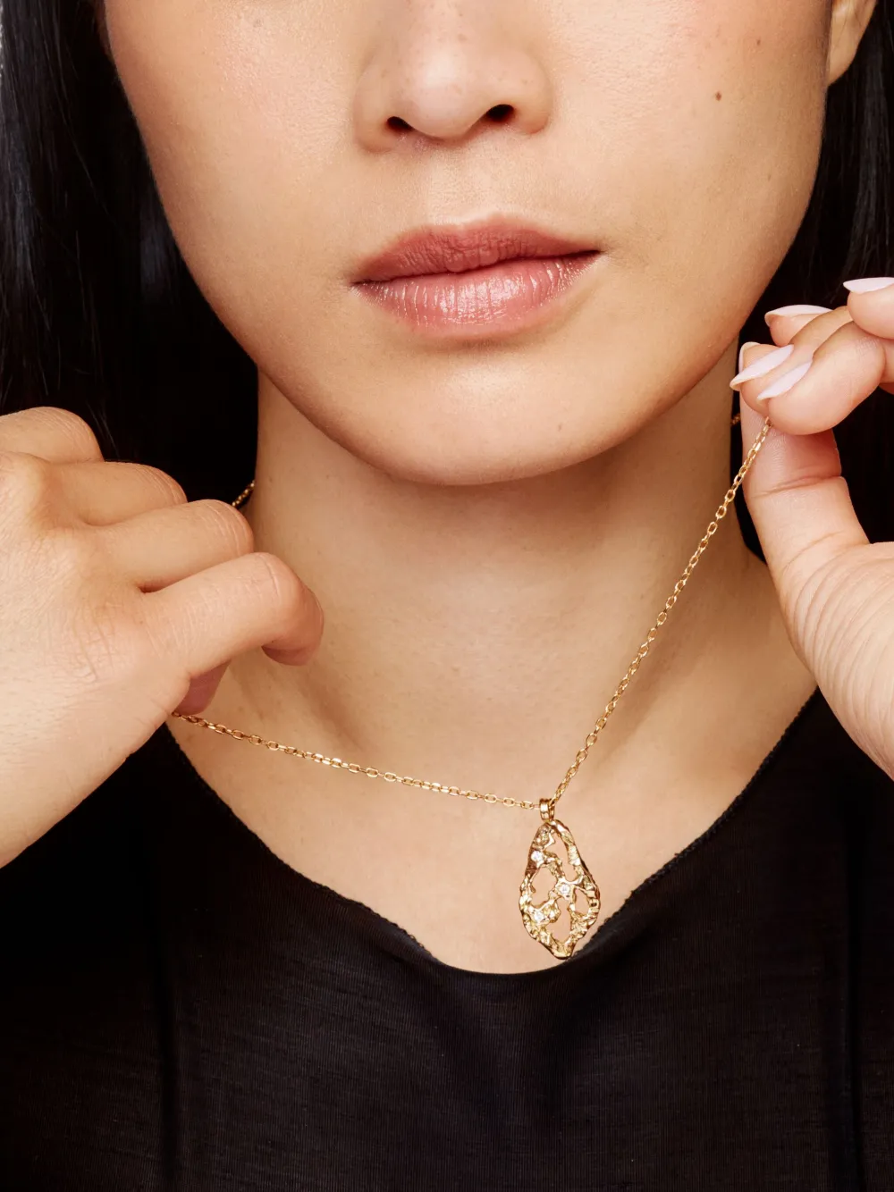 NADIA SHELBAYA 18K yellow gold Elusive diamond necklace | Image 2