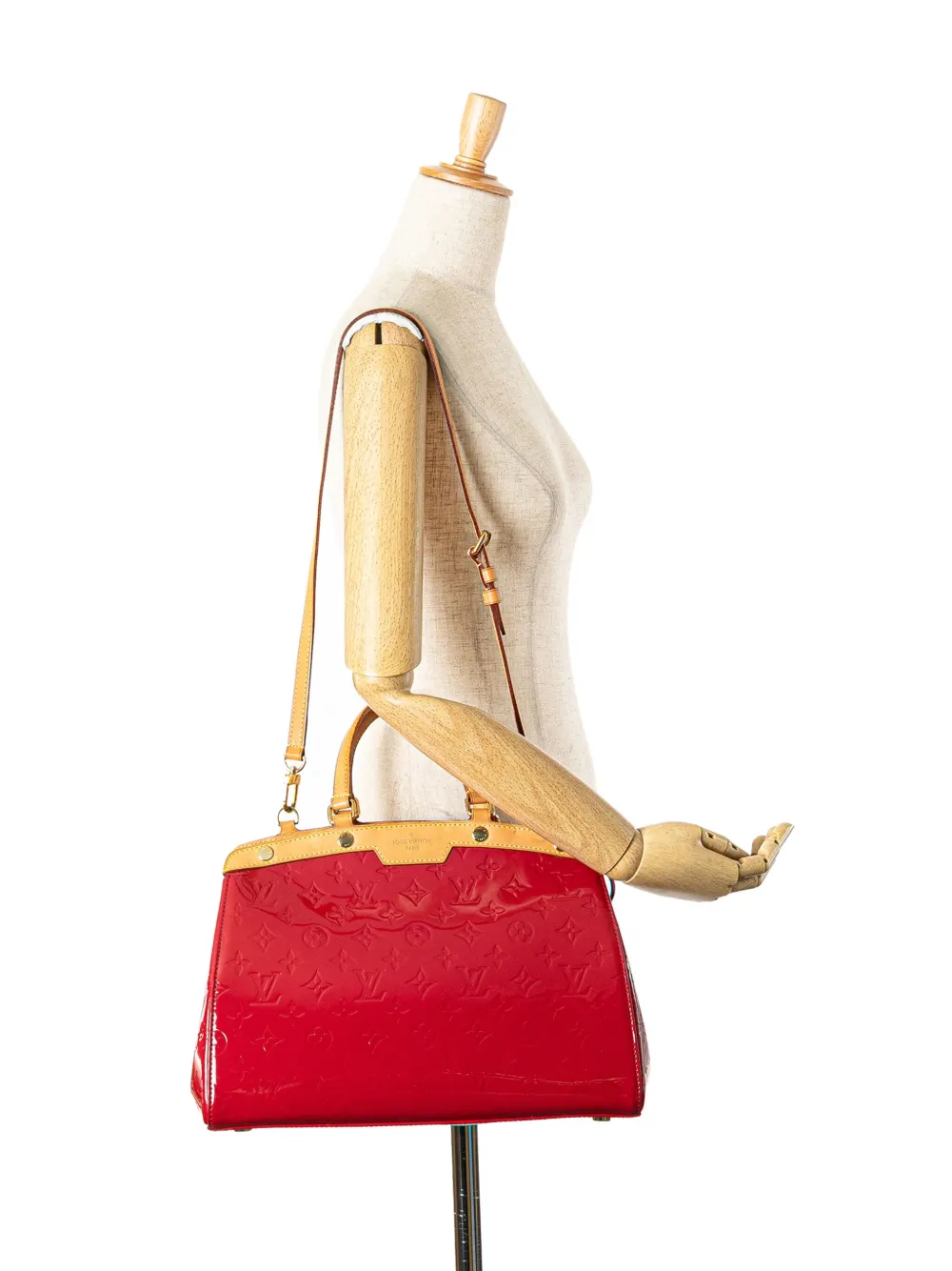 Pre-owned Louis Vuitton 2013 Monogram Vernis Brea Mm Satchel