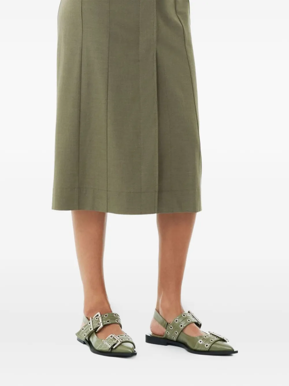 GANNI buckle-embellished pointed-toe flat pumps Groen