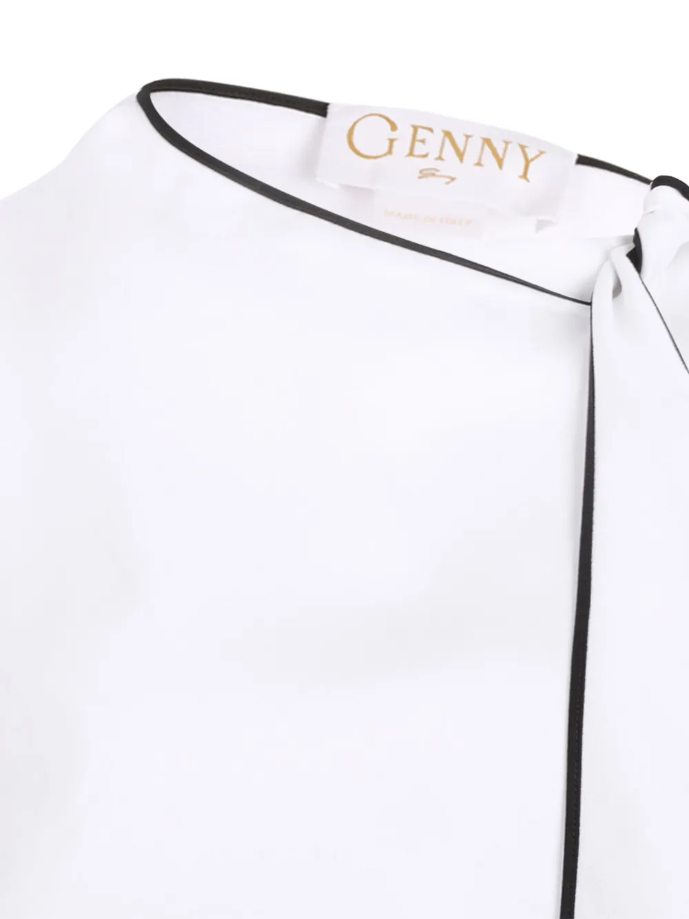 Genny Blouse met asymmetrische hals Wit