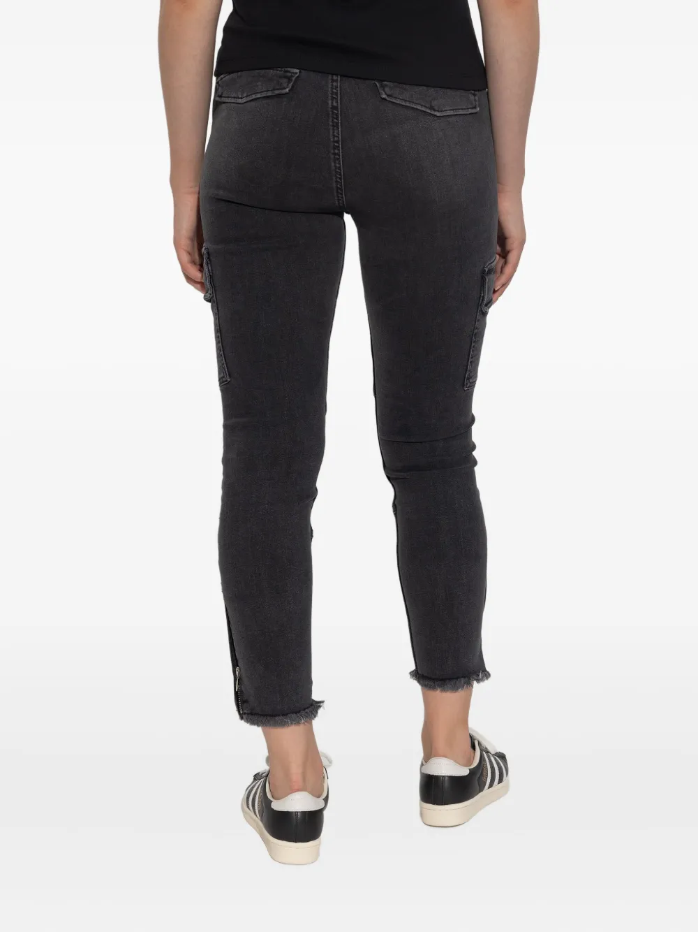 AllSaints Duran jeans met cargo zak en franje Grijs
