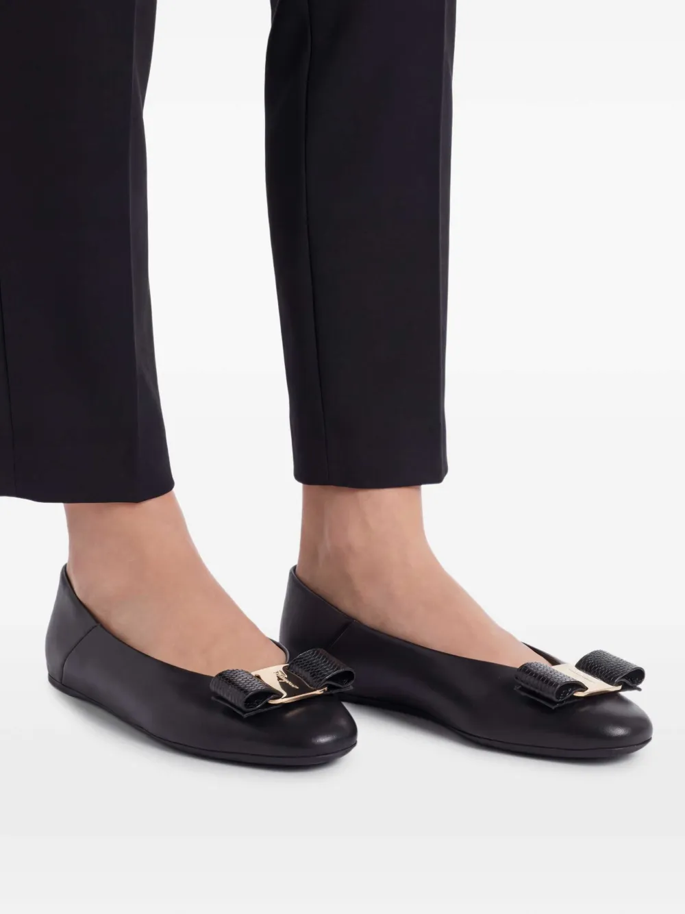  Ferragamo Bailarinas De Piel - Negro 
