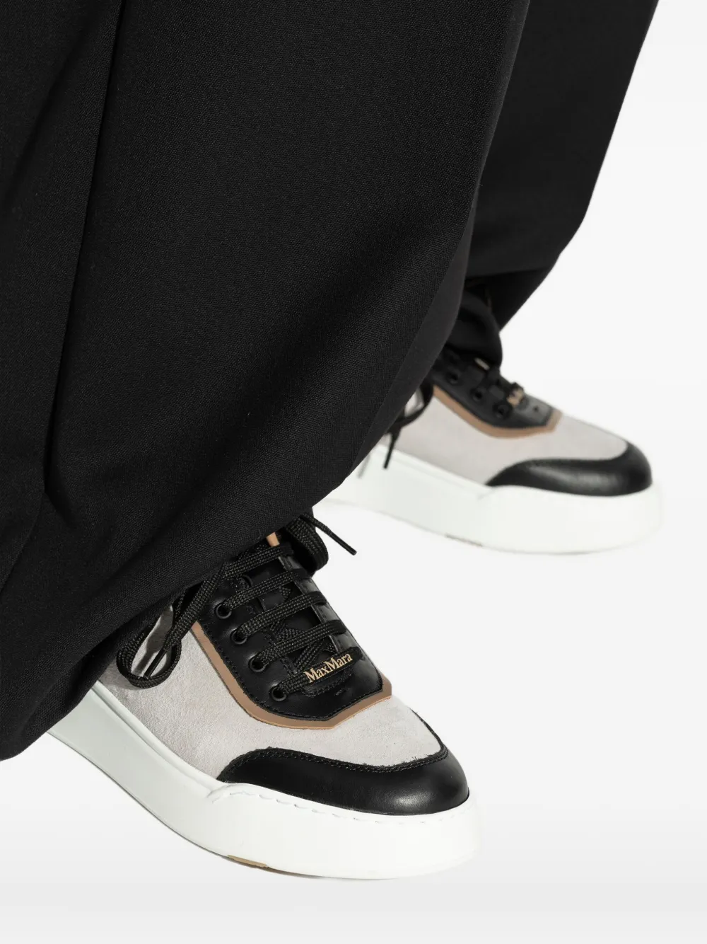 Max Mara Maxi suède sneakers Beige