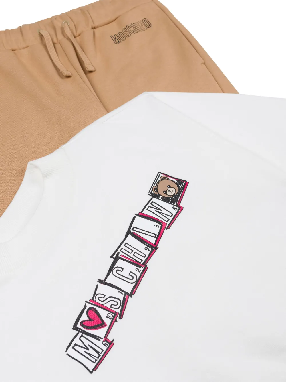 Moschino Kids Sweater en broek met wijde pijpen en grafische print 83544 Marrone