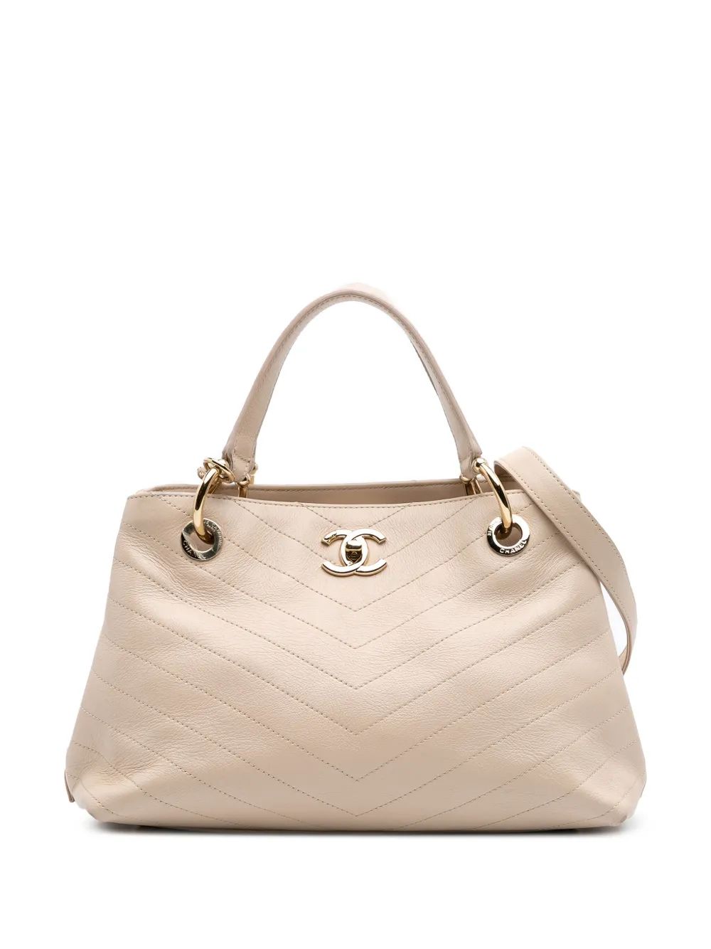 CHANEL Pre-Owned 2018 Large CC Chevron Calfskin Stitched Shopping Tote CHANEL Pre-Owned 2018 Large CC Chevron Calfskin Stitched Shopping Tote