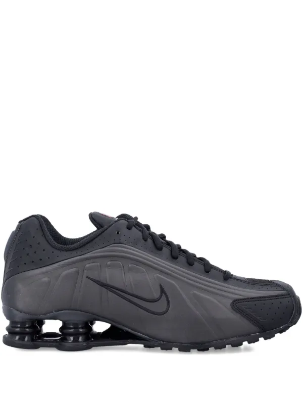 NIKE SHOX ブラックスニーカー　26.0 Nike Shox ブラック スニーカー