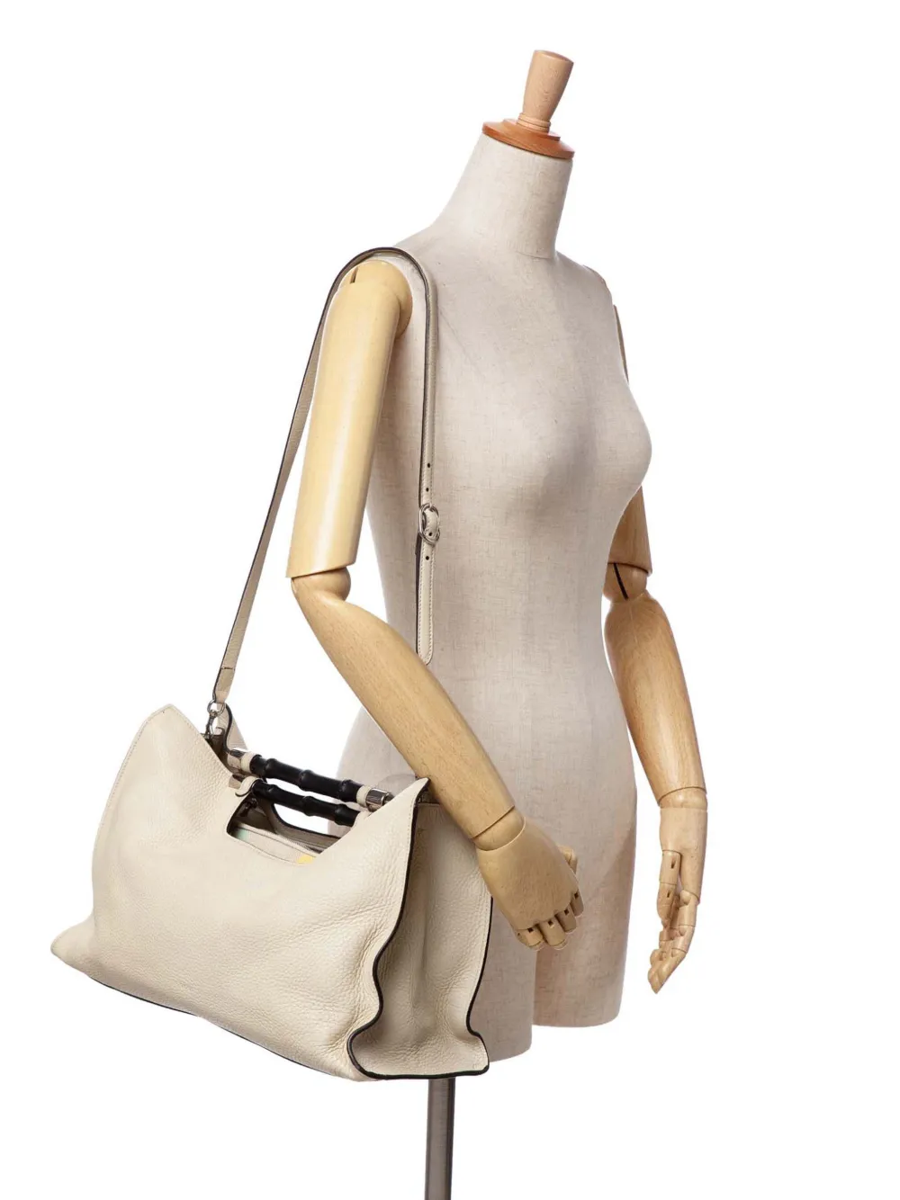 Gucci Pre-Owned 2016-2024 Medium Calfskin Bamboo Daily Shopper satchel | Pre-Owned | Image 2