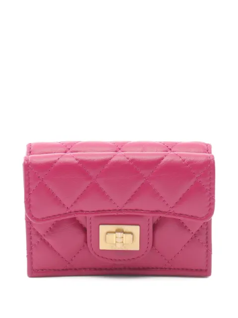 CHANEL Pre-Owned 2021 2.55 matelasse tri-fold wallet