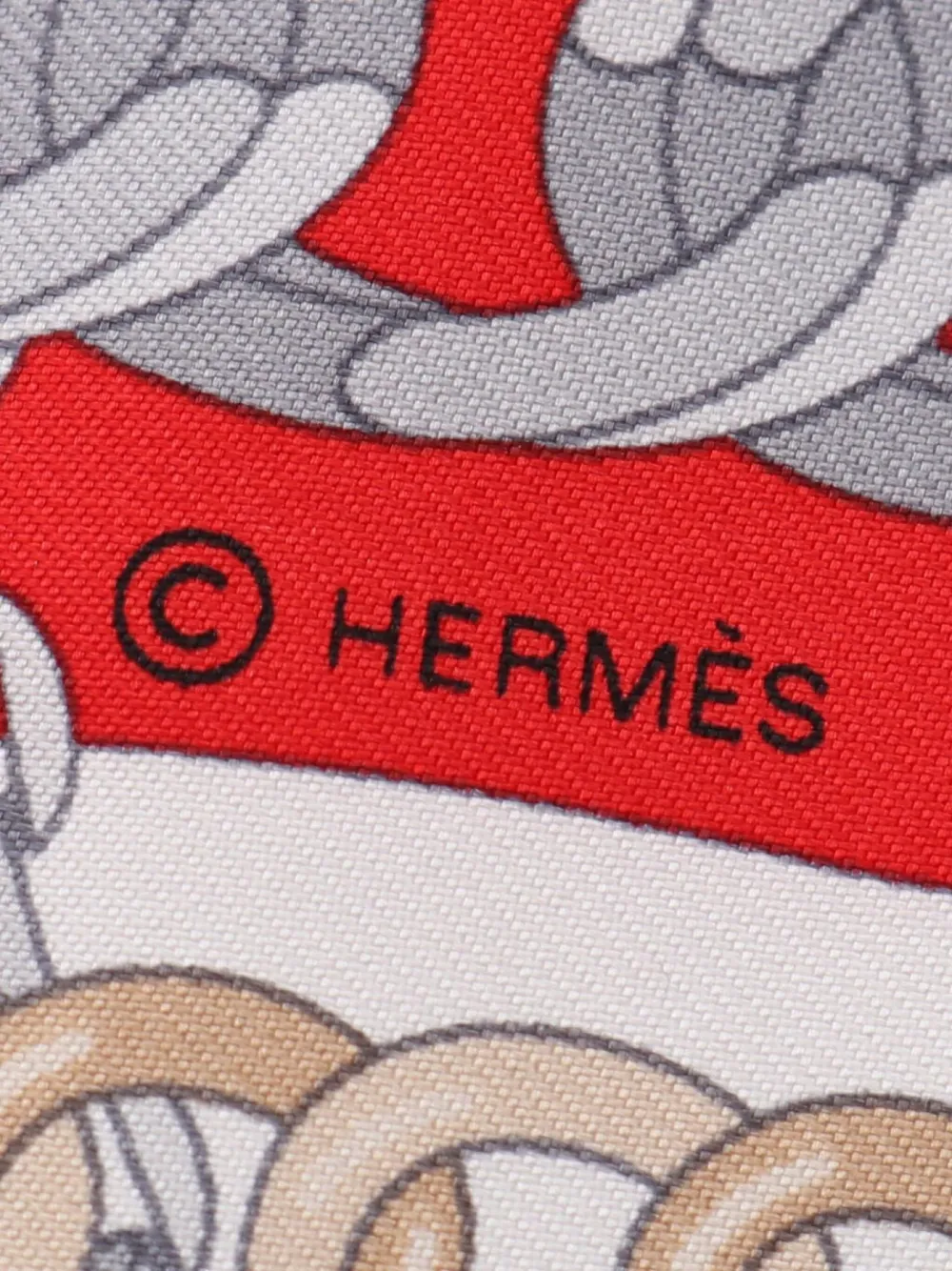 Hermès Pre-Owned 2020s Carres 90 REACTION EN CHAINES silk scarf | Image 2