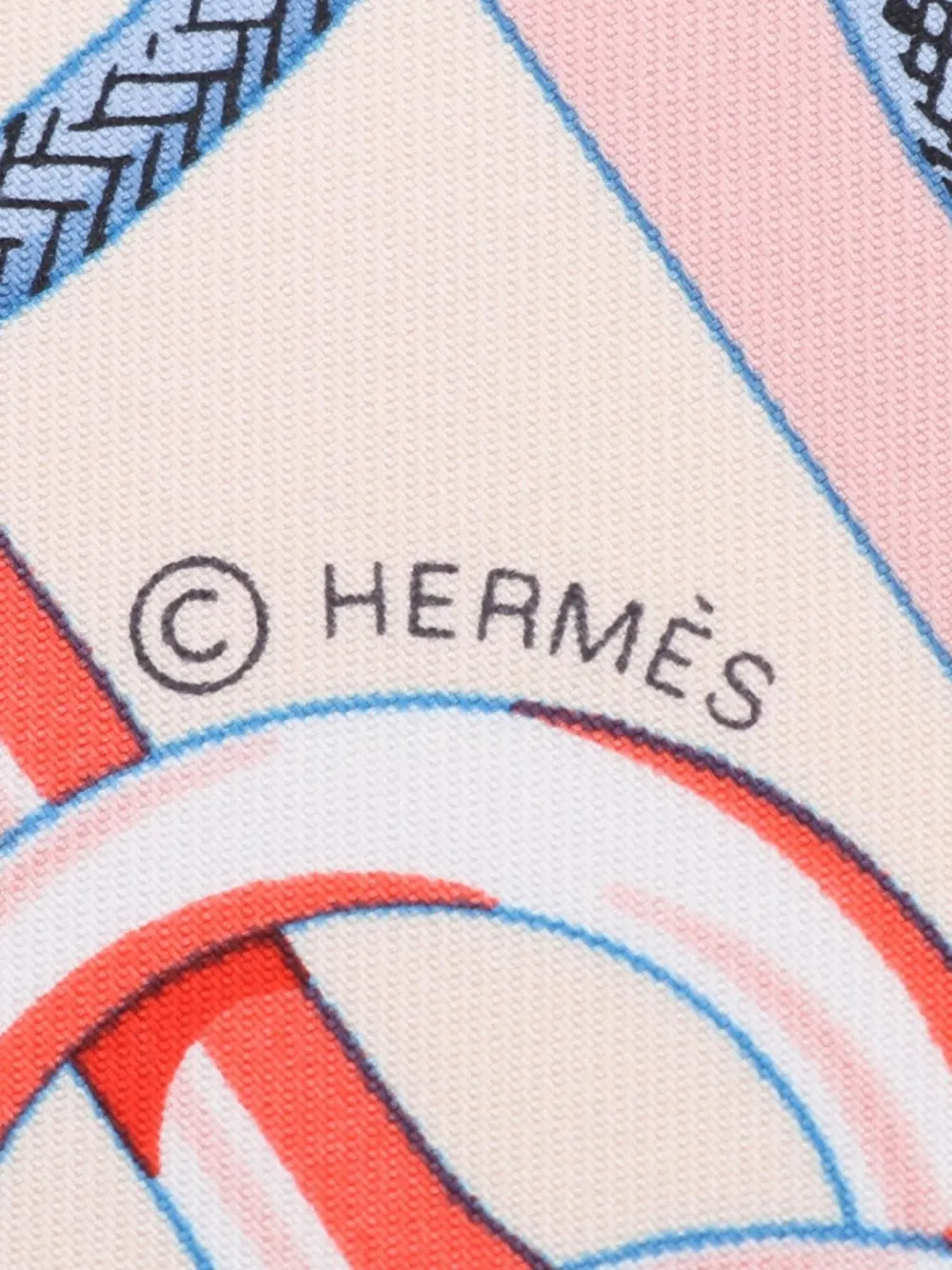 Hermès Pre-Owned 2020s Cliquetis silk scarf | Image 2