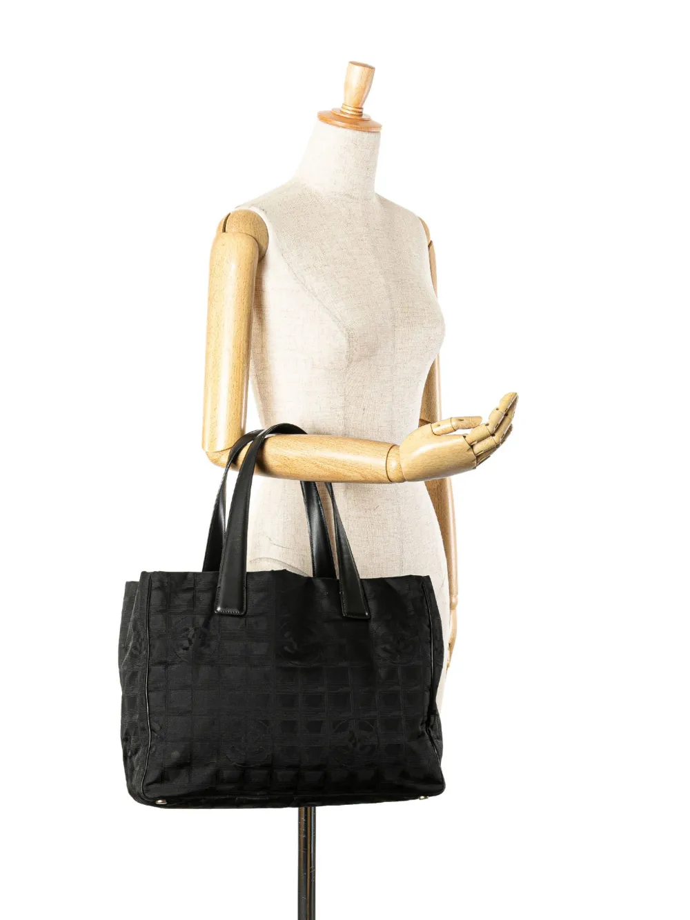 CHANEL Pre-Owned 2006-2008 New Travel Line Nylon tote bag | Pre-Owned | Image 2