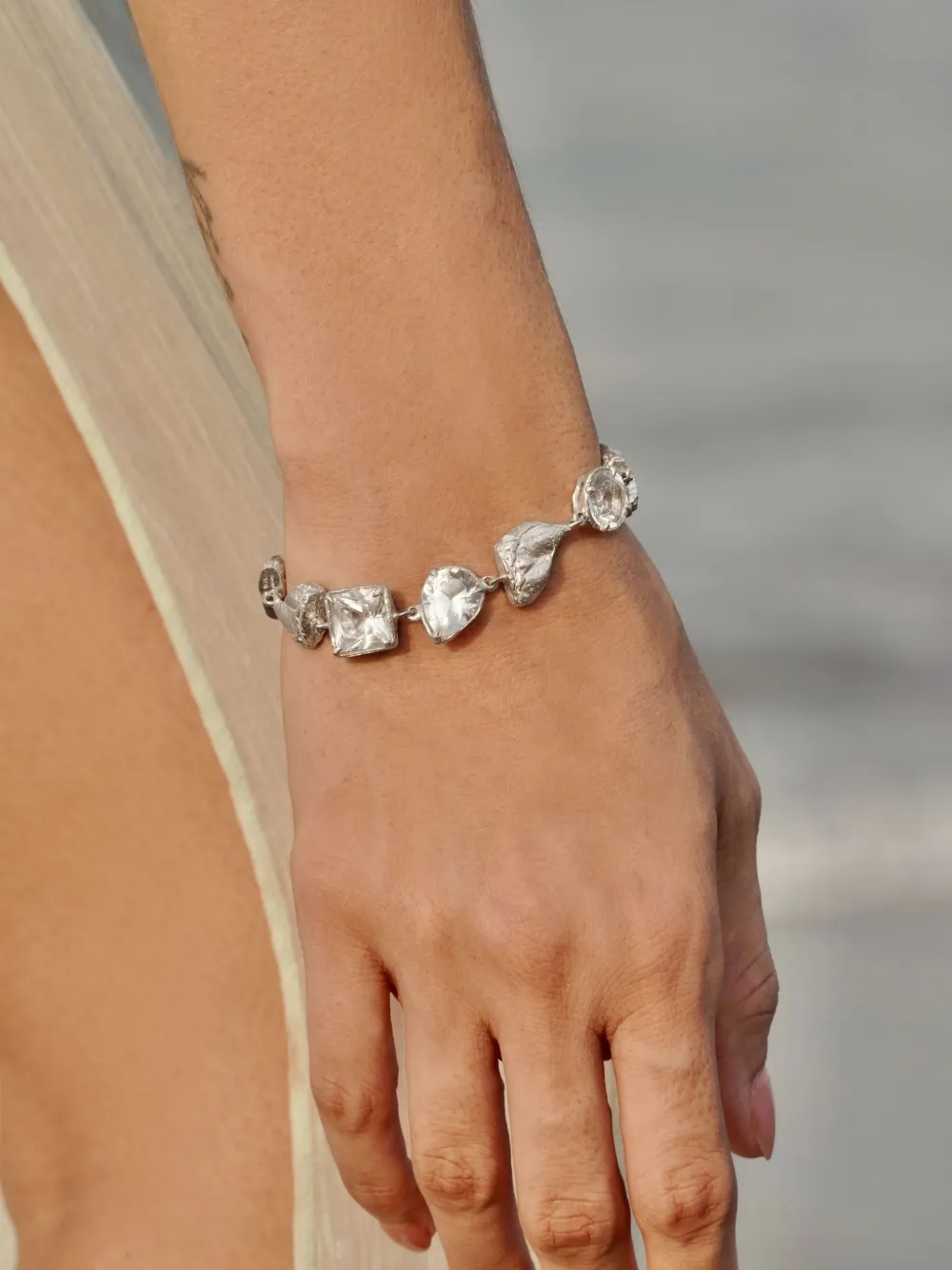 LOVENESS LEE Eda armband met saffier - Zilver