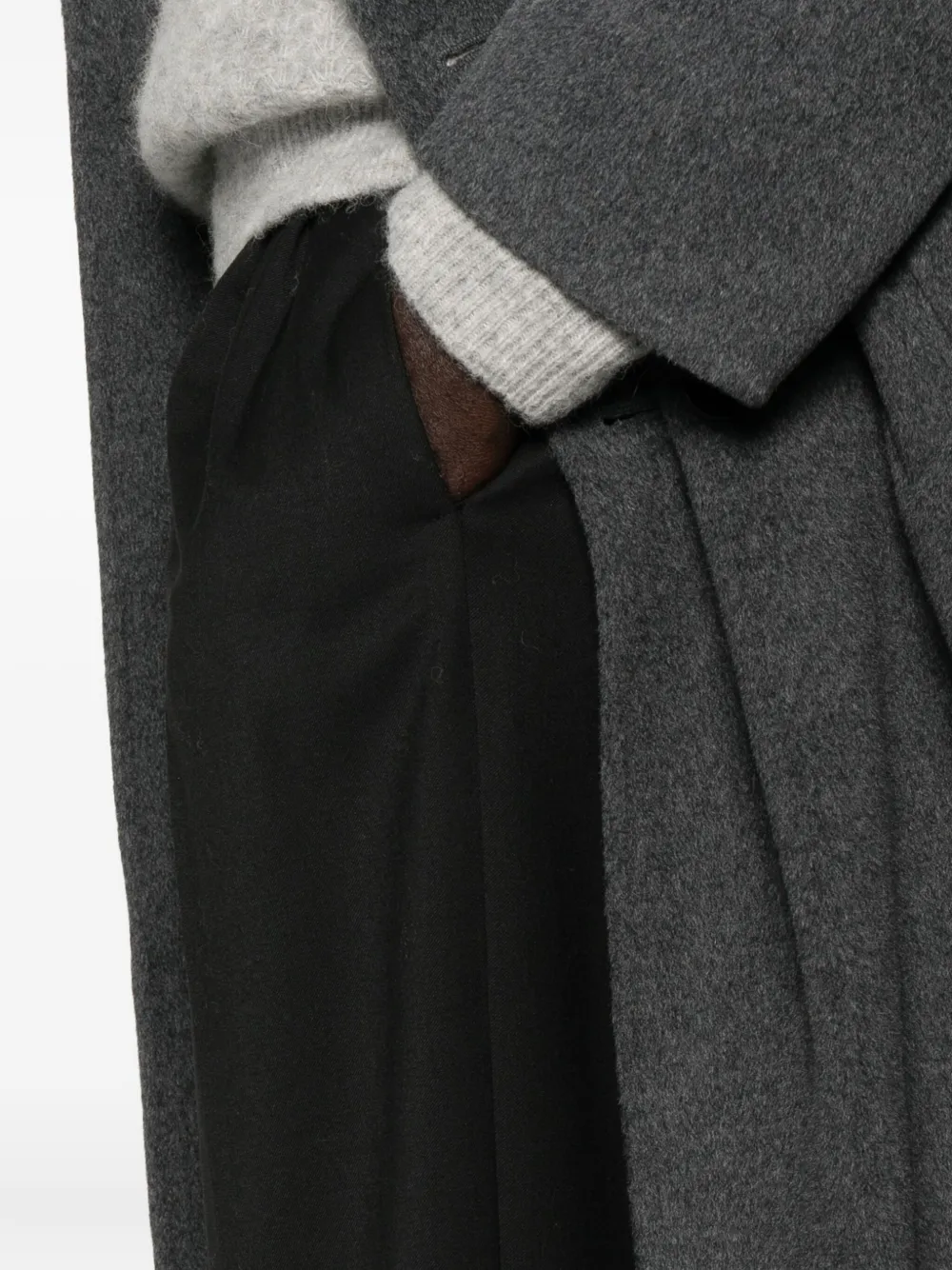 AMARÁNTO Broek met geplooid detail Zwart