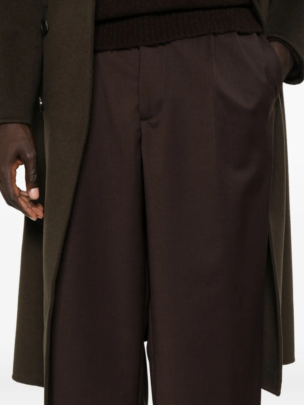 AMARÁNTO Broek met geplooid detail Bruin