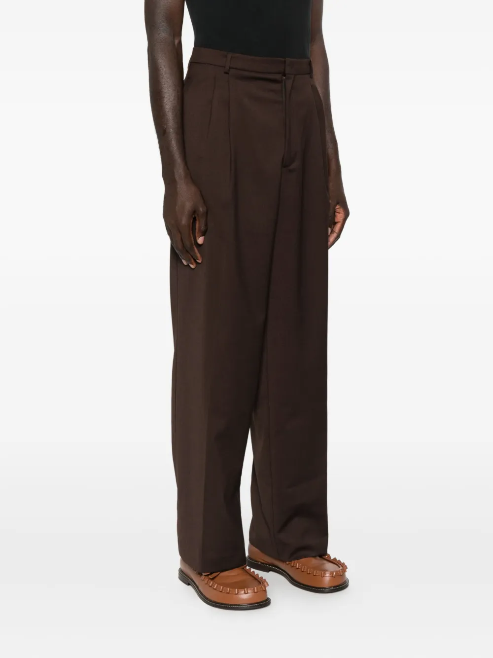 AMARÁNTO Broek met geplooid detail Bruin