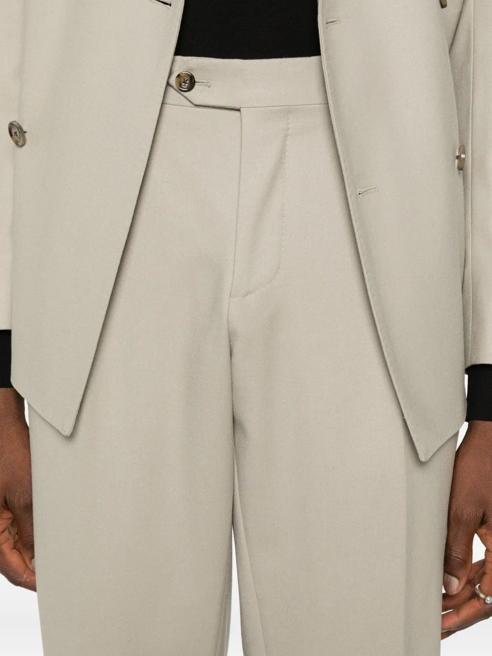 Lardini Pak met dubbele rij knopen Beige