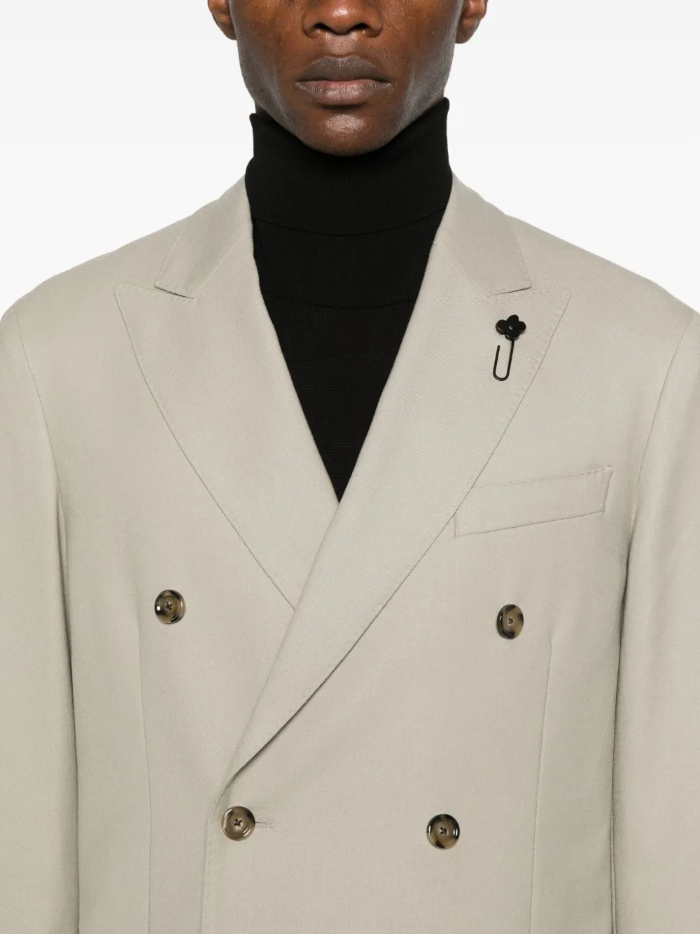 Lardini Pak met dubbele rij knopen Beige