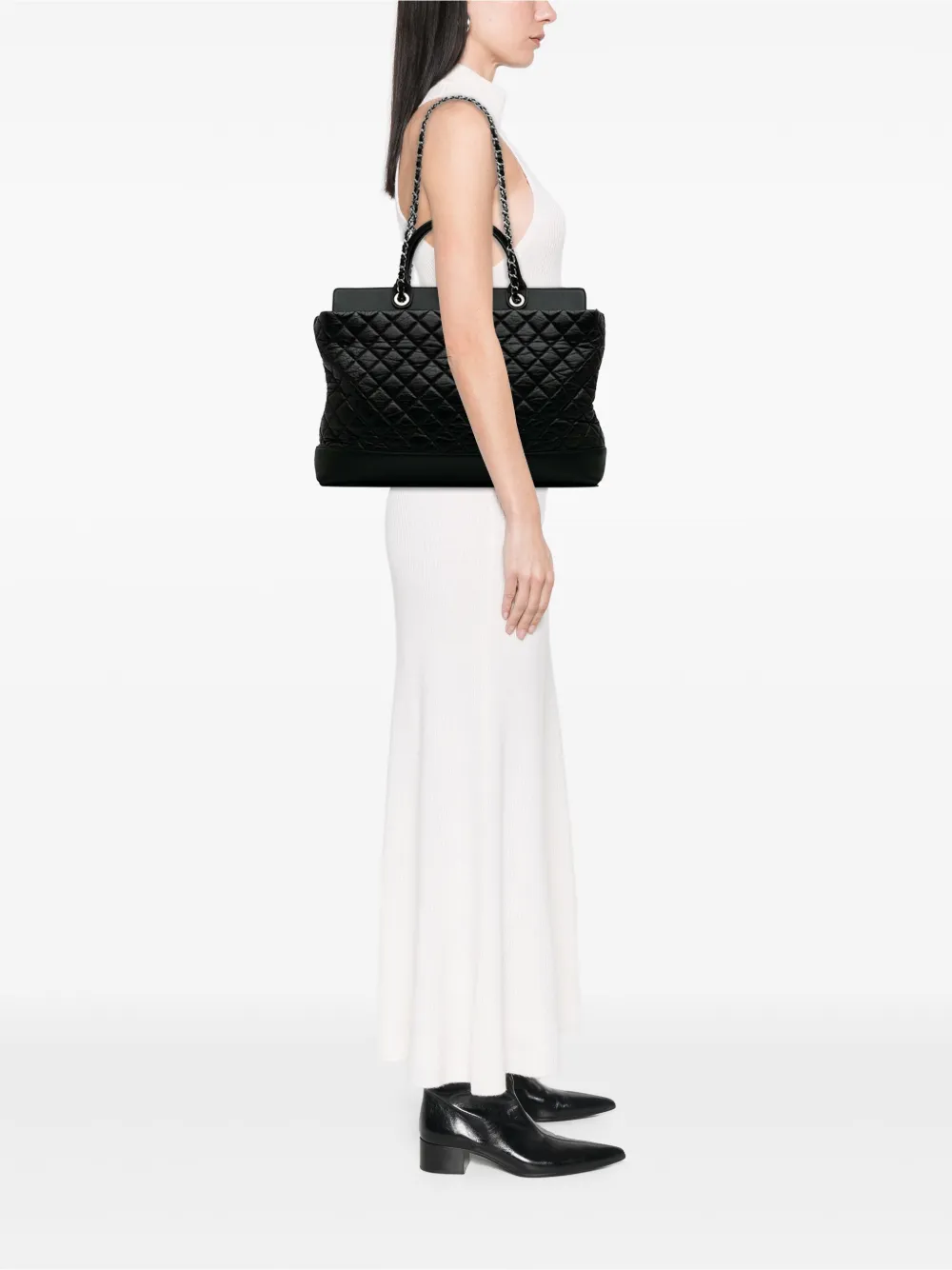 CHANEL Pre-Owned 2011 Quilted Aged Calfskin Be CC Shopper Tote satchel | Pre-Owned | Image 2