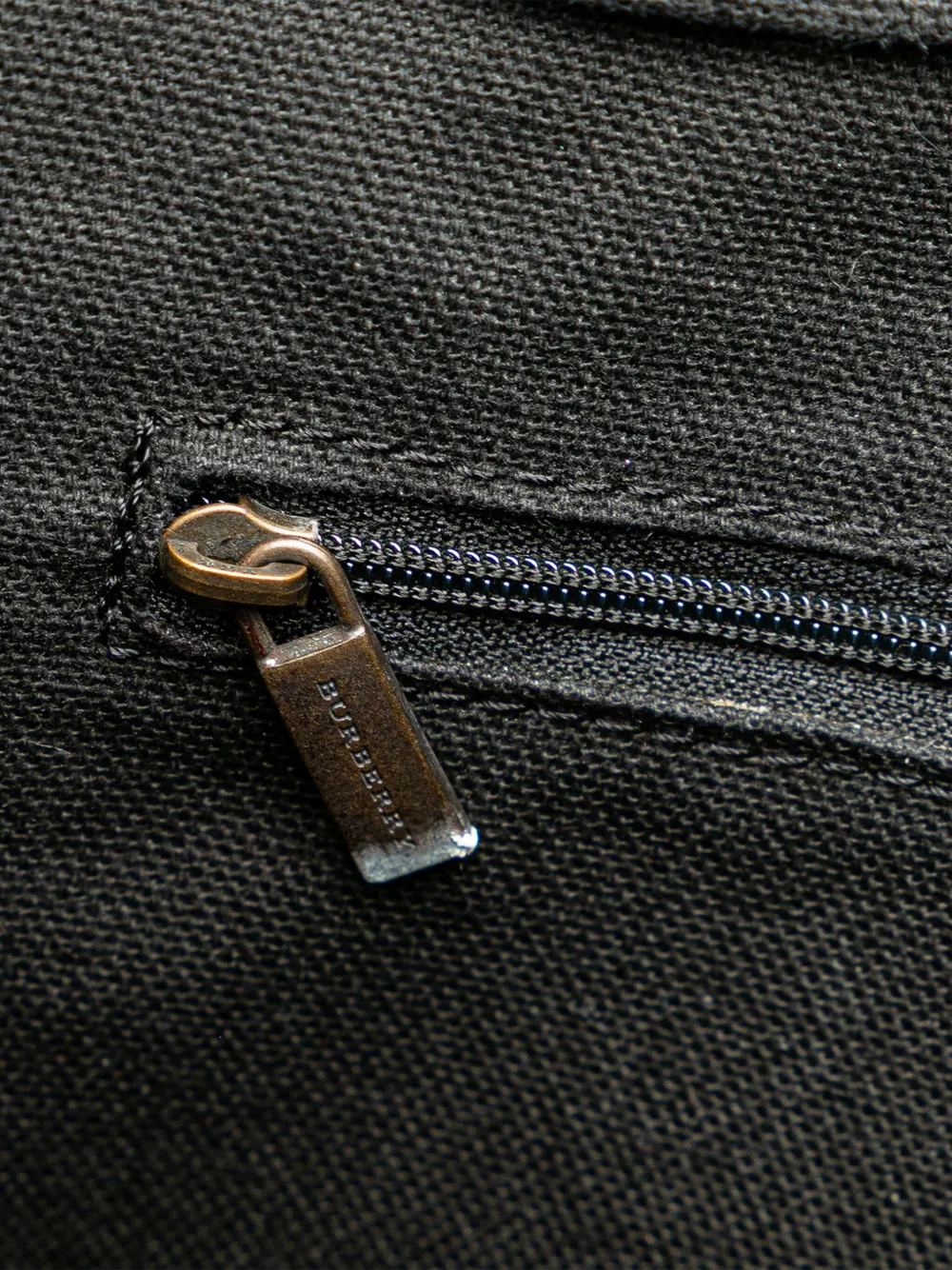 Pre-owned Burberry 2000-2017 Nova Check Trimmed Canvas Crossbody Bag