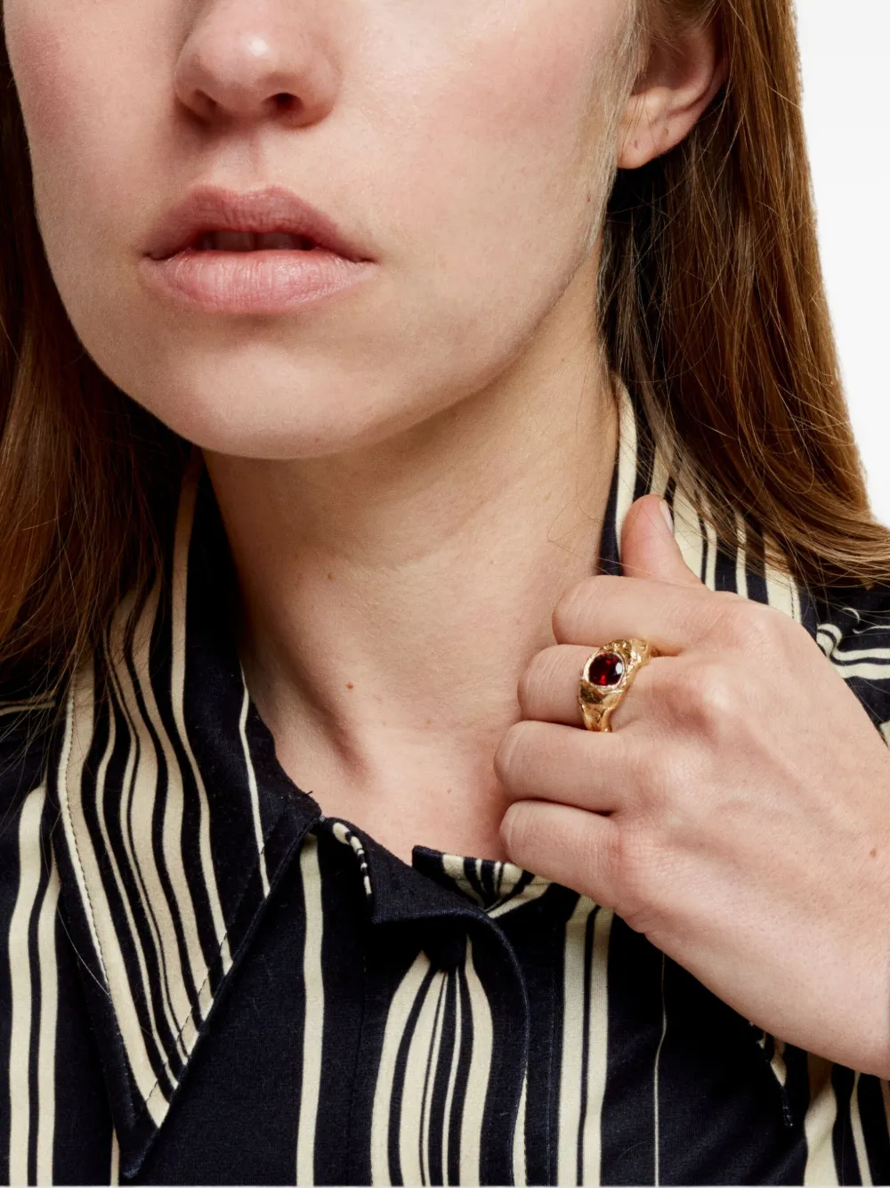 Alice Waese 14K yellow gold garnet ring | Fine Jewelry | Image 2