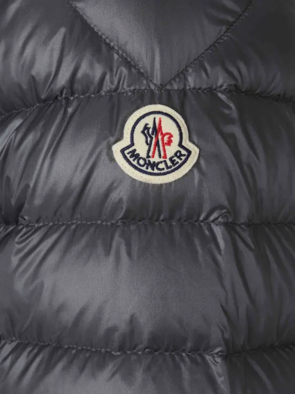 モンクレール ハイネックパッドジャケット ブラック Moncler ハイネック パデッドジャケット | ブラック | FARFETCH JP
