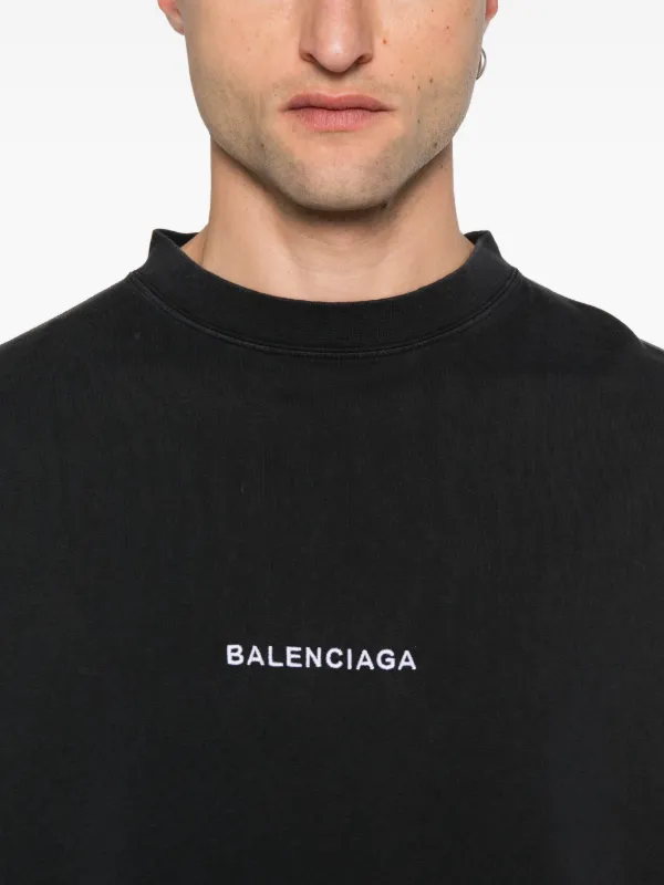 Balenciaga logo-embroidered sleeve-patch t-shirt | Black | FARFETCH