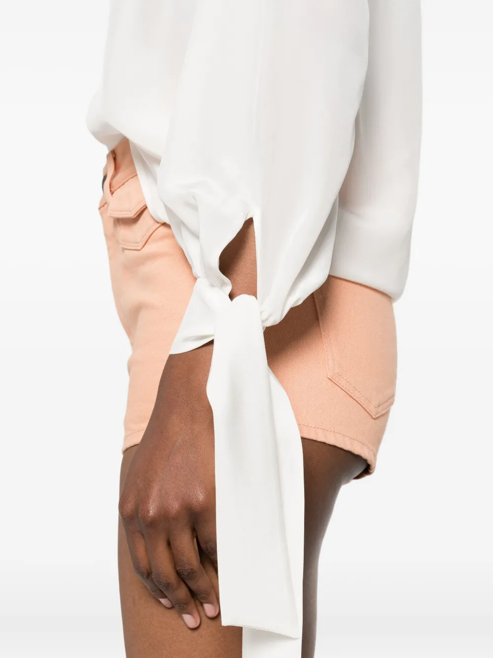 Max Mara Blouse met gestrikte manchetten Beige