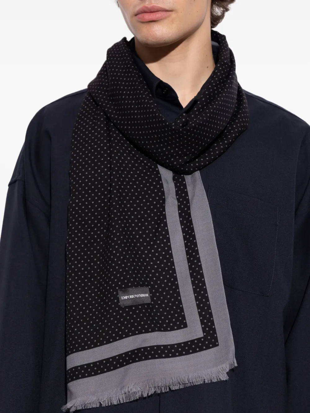 Emporio Armani Sjaal met stippen Zwart