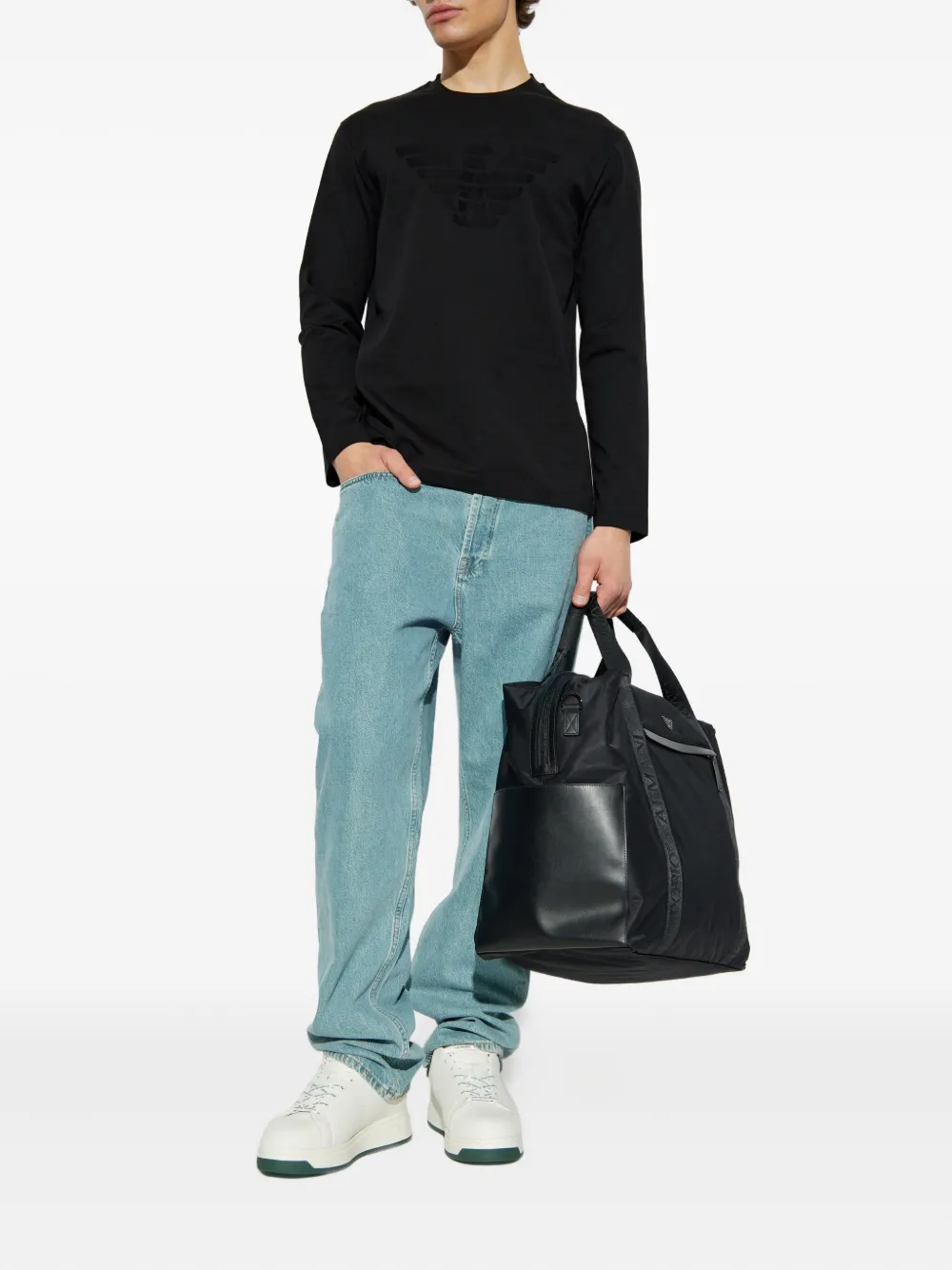 Emporio Armani eagle-emblem long-sleeve T-shirt Zwart