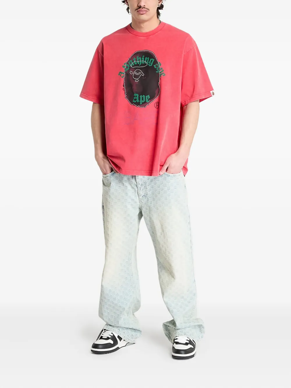 A BATHING APE Head T-shirt verfraaid met stras Rood