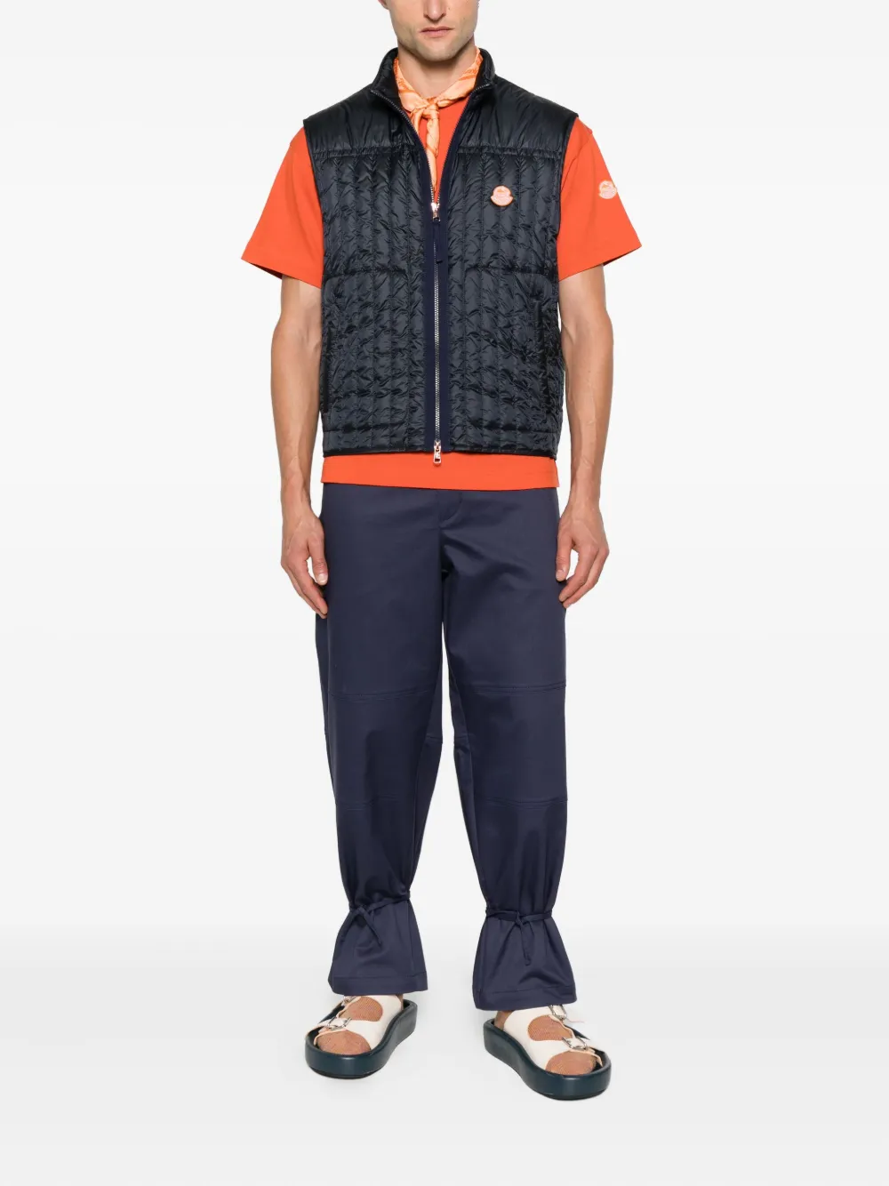 Moncler chaleco capitonado en colaboración con Gilga by Donald Glover | Chalecos | Image 2