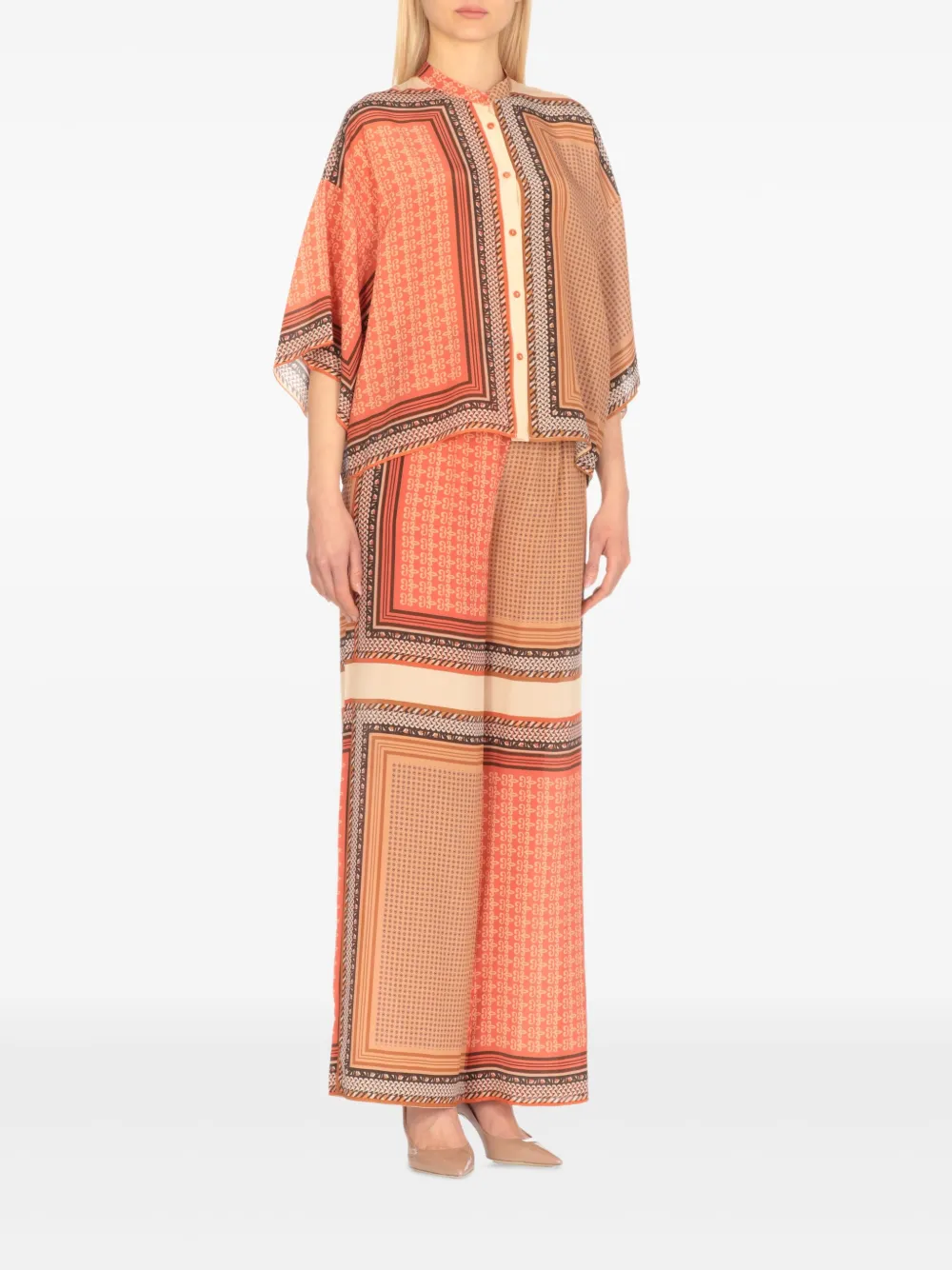 Antonelli Cloe blouse met patroon en korte mouwen Beige
