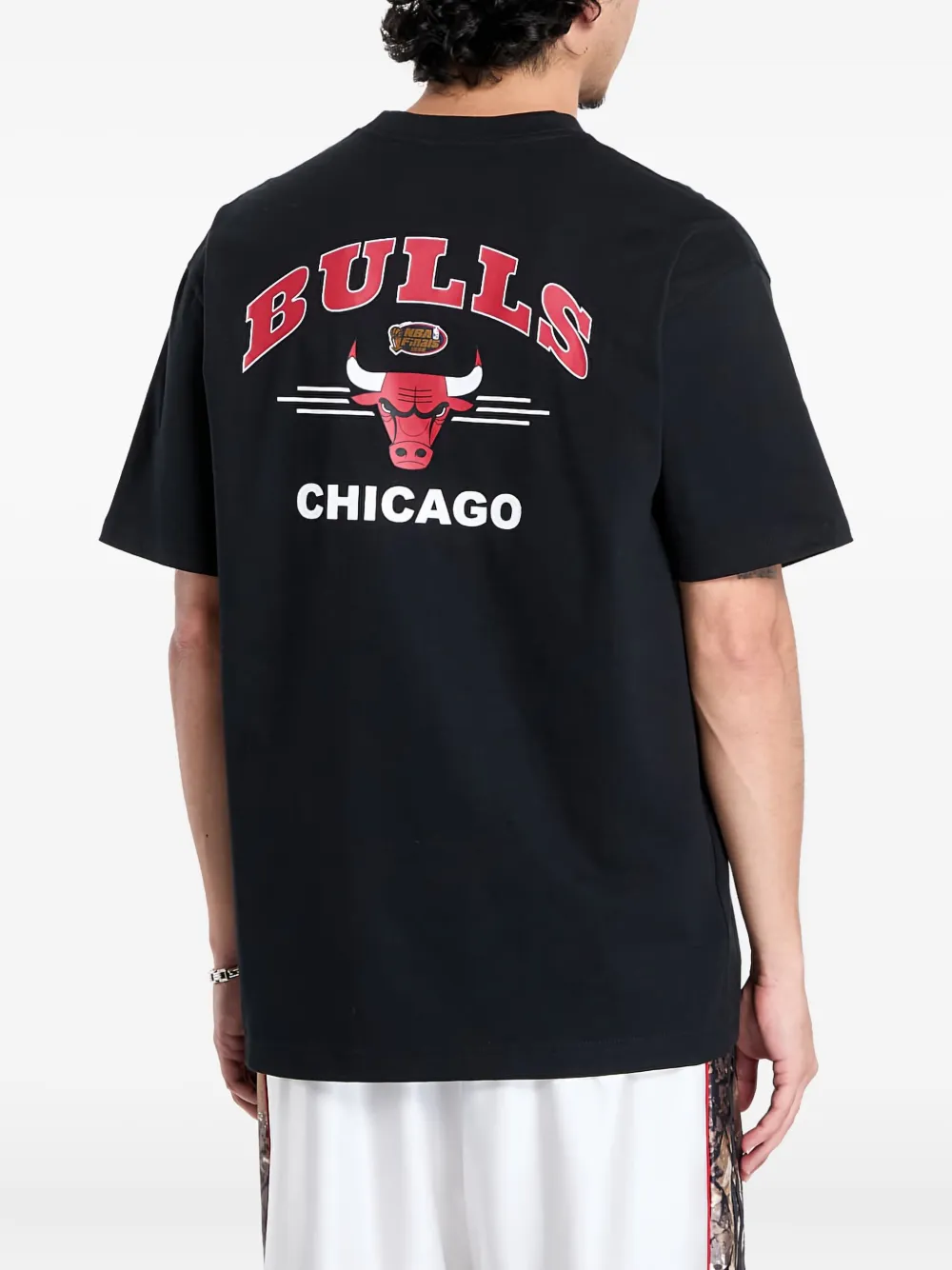 Mitchell & Ness Chicago Bulls Vintage Logo Double Hit T-shirt Zwart