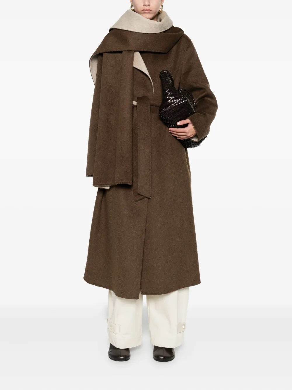 P.A.R.O.S.H. Jas met cape en ceintuur - Beige