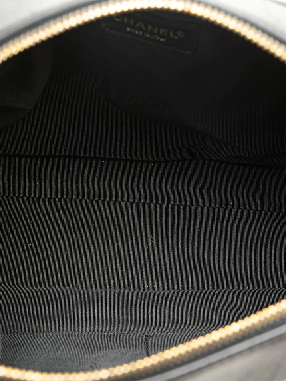 Pre-owned Chanel 2000-2002 Cc Choco Bar Lambskin Shoulder Bag In Black
