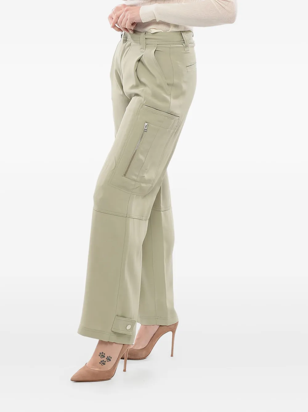 AMI Paris pleated flared trousers Groen